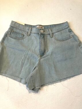 SNEAK PEEK WOMEN"S DENIM SHORTS~LIGHT BLUE~SIZE SMALL